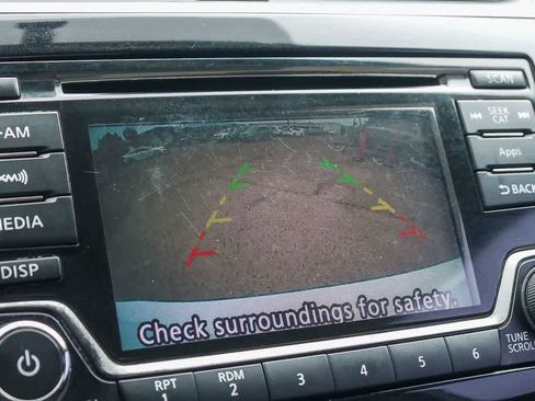 Used 2016 Nissan Sentra SV FWD image 23