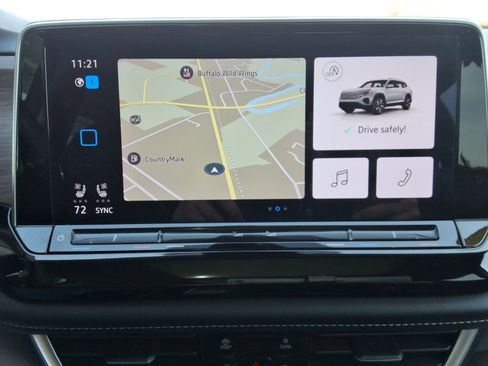 Used 2024 Volkswagen Atlas SEL Premium R-Line image 18