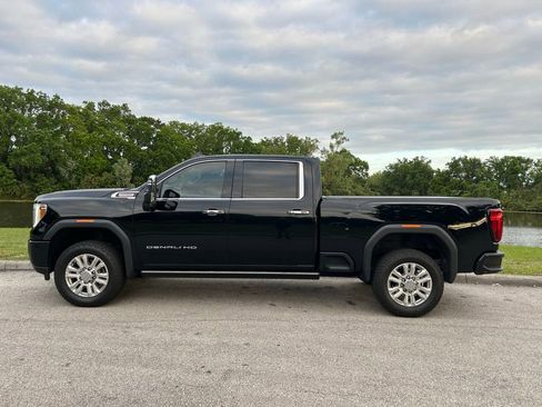 Used 2022 GMC Sierra 2500 Denali w/ Denali Ultimate Package image 2