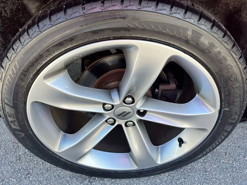 Used 2016 Dodge Challenger SXT image 20