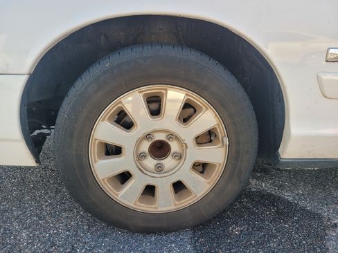 Used 2008 Mercury Grand Marquis LS RWD image 9