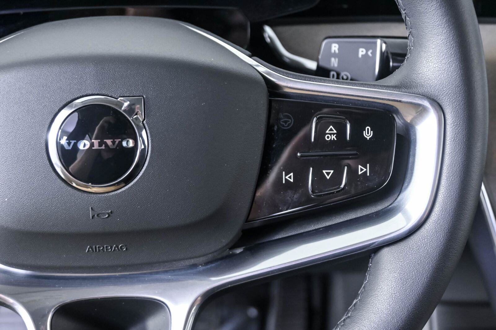 Certified 2025 Volvo EX90 Plus AWD/4WD image 11