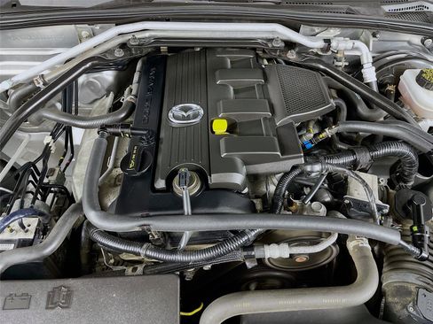 Used 2013 MAZDA MX-5 Miata Club image 26