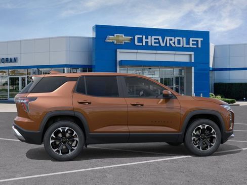 New 2027 Chevrolet Equinox LT w/ Convenience Package II FWD image 5