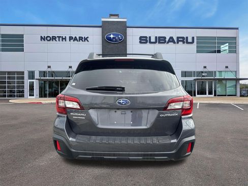 Used 2018 Subaru Outback 2.5i AWD/4WD image 4
