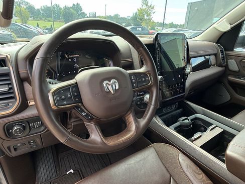 Used 2025 RAM 1500 Limited AWD/4WD image 25