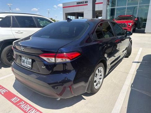 Used 2023 Toyota Corolla LE FWD image 8