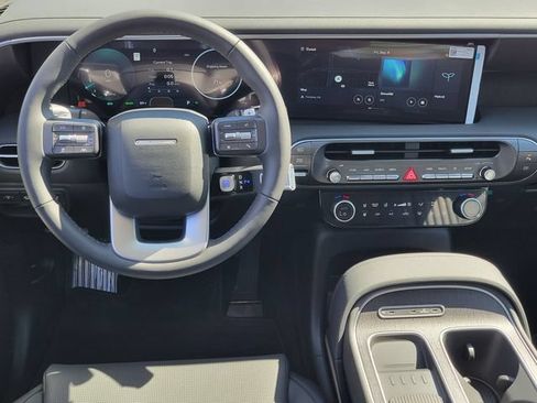 New 2026 Hyundai Palisade SEL Premium FWD image 6
