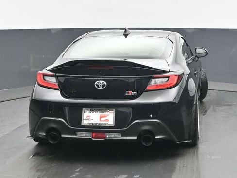 Used 2023 Toyota GR86 Premium w/ ALL Weather Mat Package (TMS) RWD image 4