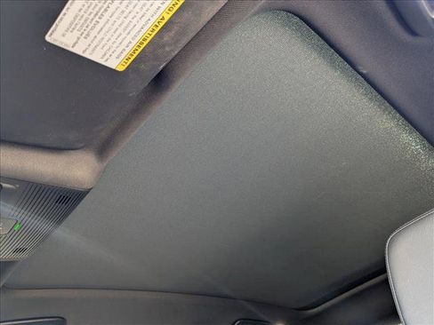 Used 2021 Volkswagen ID.4 Pro S w/ ID.4 Protection Package image 15