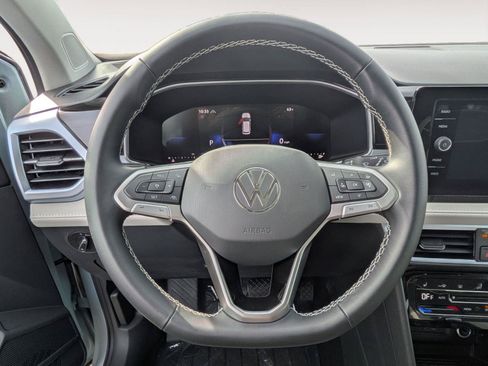 New 2026 Volkswagen Taos SE AWD/4WD image 19