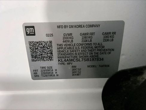 Used 2025 Buick Encore GX Preferred AWD/4WD image 30