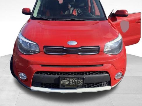 Used 2019 Kia Soul + image 4