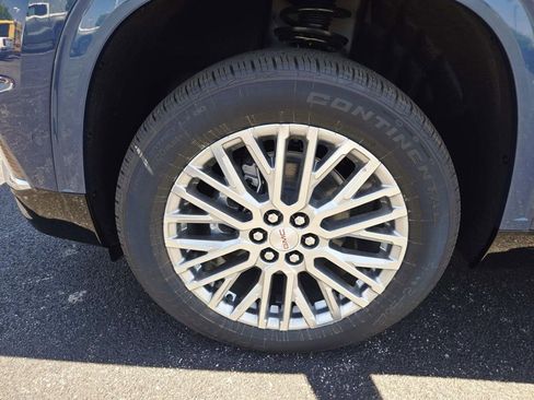 New 2026 GMC Acadia Denali w/ Super Cruise Package FWD image 19