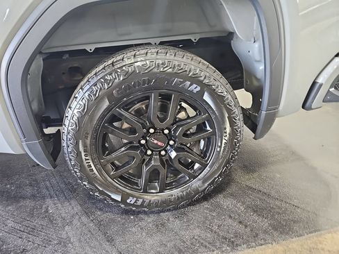 Used 2024 GMC Sierra 1500 Elevation AWD/4WD image 33