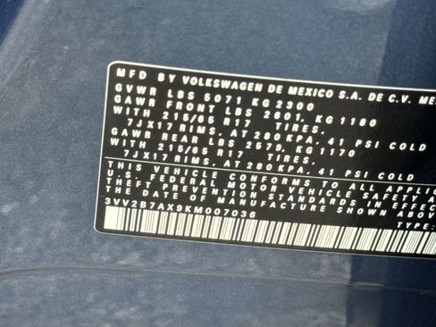 Used 2019 Volkswagen Tiguan SE w/ Panoramic Sunroof Package AWD/4WD image 28