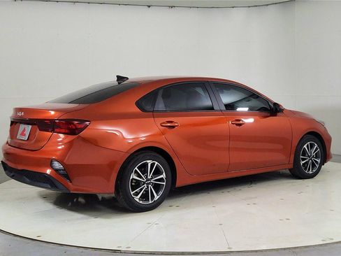 Used 2023 Kia Forte LXS w/ LXS Technology Package image 7