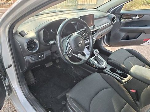 Used 2019 Kia Forte S FWD image 19