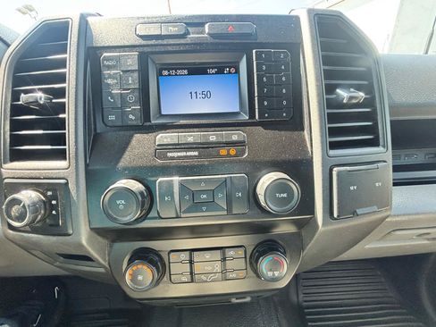 Used 2022 Ford F250 XL w/ Power Equipment Group AWD/4WD image 45