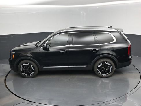 Certified 2024 Kia Telluride S w/ S Sunroof Package FWD image 14