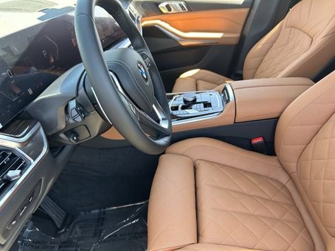 Used 2026 BMW X5 sDrive40i w/ Premium Package RWD image 19