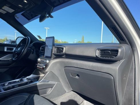 Used 2020 Ford Explorer ST w/ ST Street Pack image 29