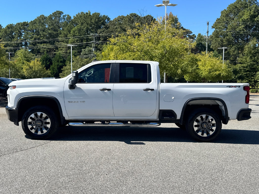 Used 2022 Chevrolet Silverado 2500 Custom w/ Custom Value Package AWD/4WD image 7