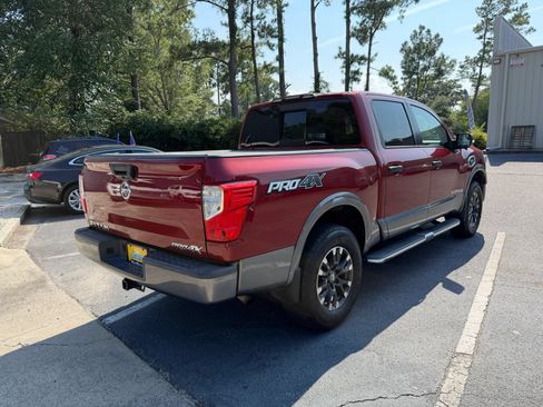 Used 2017 Nissan Titan PRO-4X AWD/4WD image 8