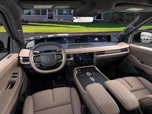 New 2026 Lincoln Navigator L Black Label AWD/4WD image 9