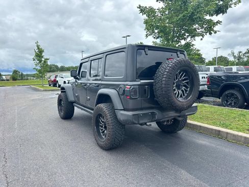 Used 2024 Jeep Wrangler Unlimited Sport AWD/4WD image 6