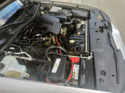 Used 2006 Lincoln Town Car Signature image 40