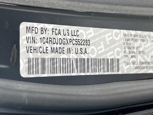 Used 2023 Dodge Durango GT AWD/4WD image 33