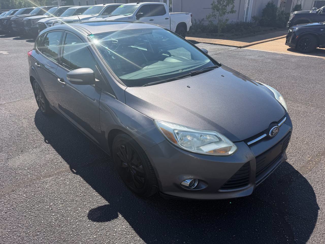 Used 2012 Ford Focus SE FWD image 3