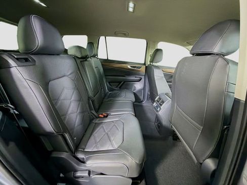 New 2026 Volkswagen Atlas SE FWD image 30