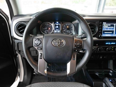 Used 2023 Toyota Tacoma SR5 AWD/4WD image 21