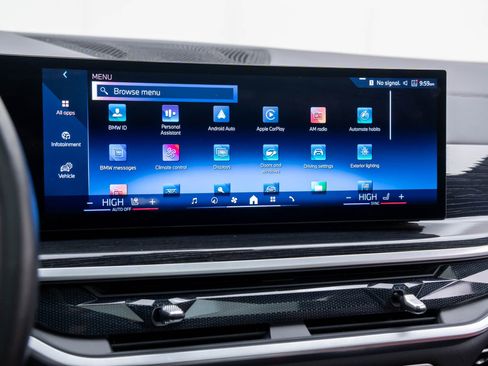 Certified 2024 BMW X5 xDrive40i w/ M Sport Package image 23