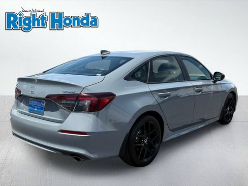 Used 2025 Honda Civic Sport image 8