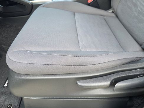 Used 2025 Nissan Frontier S image 16