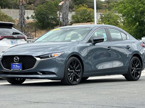 Used 2023 MAZDA MAZDA3 s FWD image 7