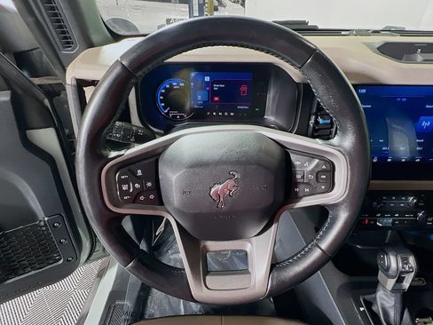 Used 2023 Ford Bronco Wildtrak AWD/4WD image 10