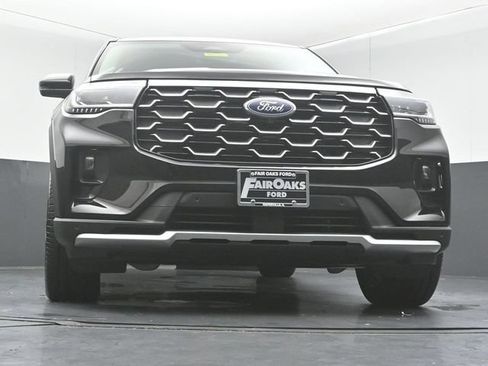 Used 2025 Ford Explorer Platinum w/ Ultimate Package AWD/4WD image 37