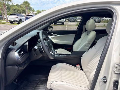 Used 2026 Genesis G70 3.3T Sport Prestige RWD image 4