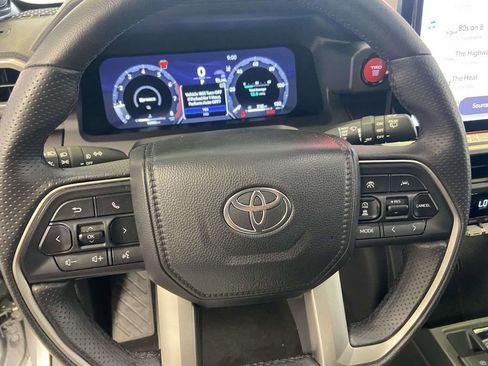 Used 2025 Toyota 4Runner TRD Off-Road Premium w/ Tow Technology Package AWD/4WD image 21