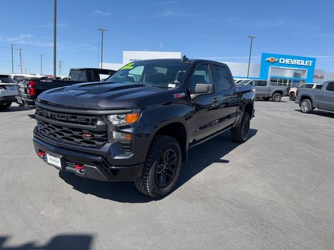 Used 2023 Chevrolet Silverado 1500 Custom Trail Boss image 7