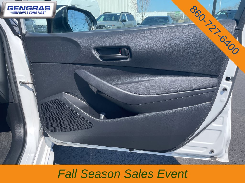 Used 2024 Toyota Corolla LE FWD image 11