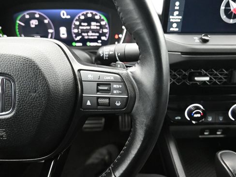 Used 2023 Honda Accord Sport image 12
