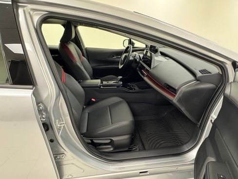 Used 2024 Toyota Prius Prime Premium image 14