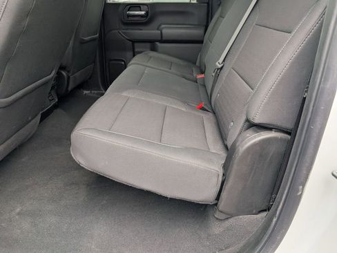 Used 2025 Chevrolet Silverado 2500 Custom w/ Custom Value Package image 7