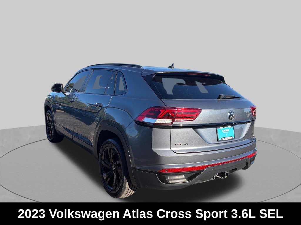 Used 2023 Volkswagen Atlas Cross Sport SEL AWD/4WD image 3