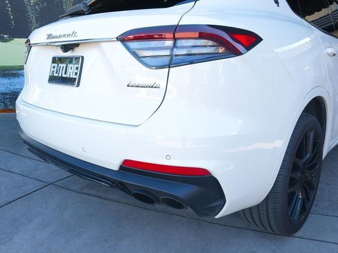 Used 2022 Maserati Levante Modena image 49